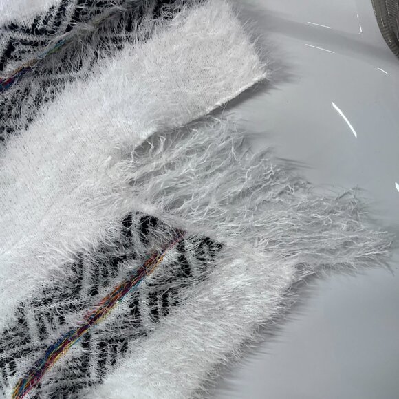 ON BLUE cardigan style open front sweater - Picture 12 of 12